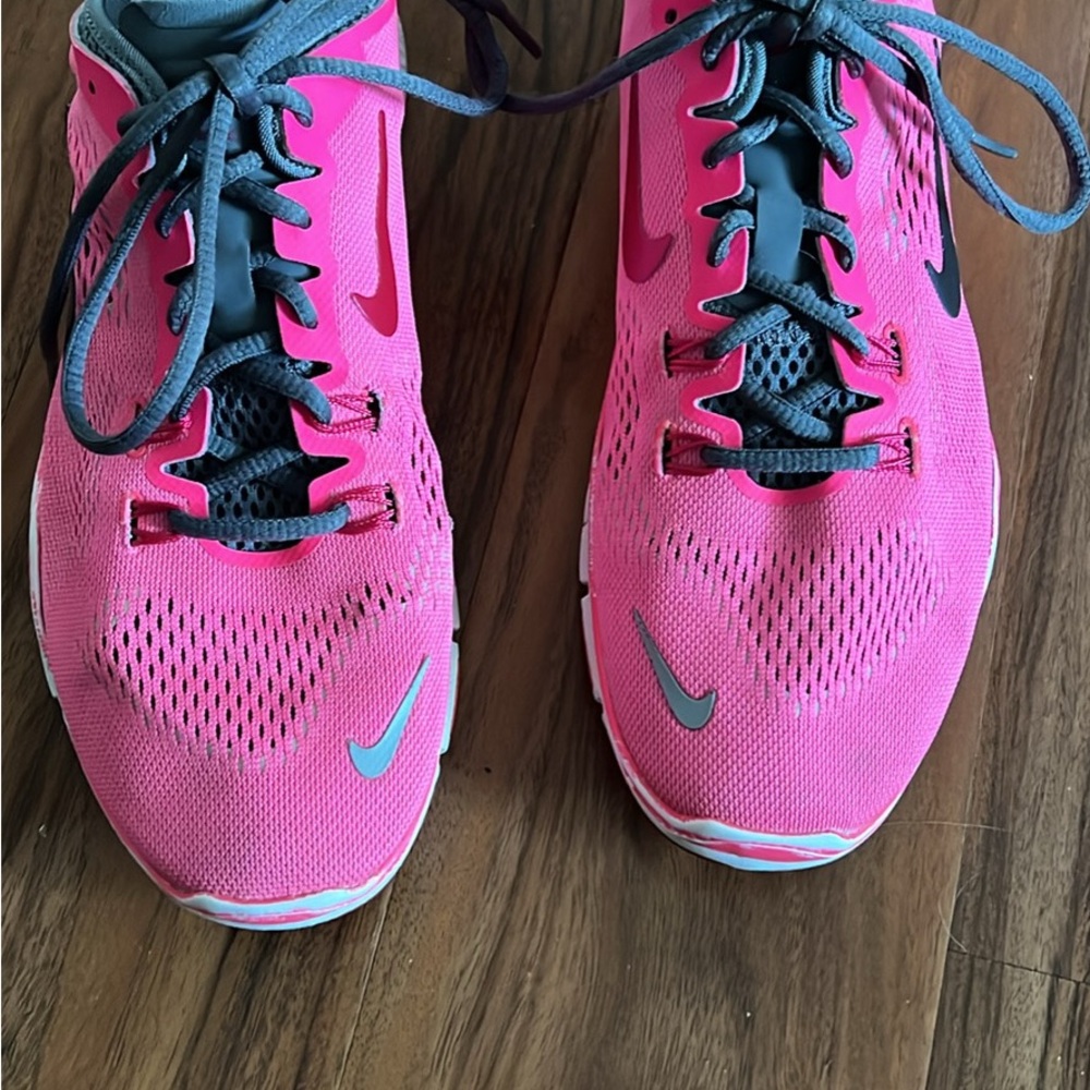 Nike Free 5.0 Pink Gray White size 9.5